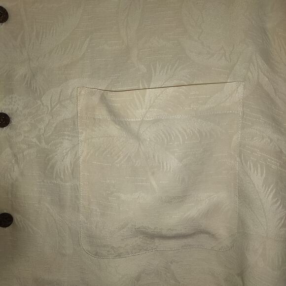 Tommy Bahama Silk Shirt Men's L Embroidered Button Up Hawaiian Martinis Bikinis - Picture 6 of 16